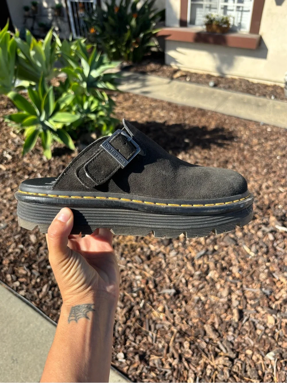 Clogs